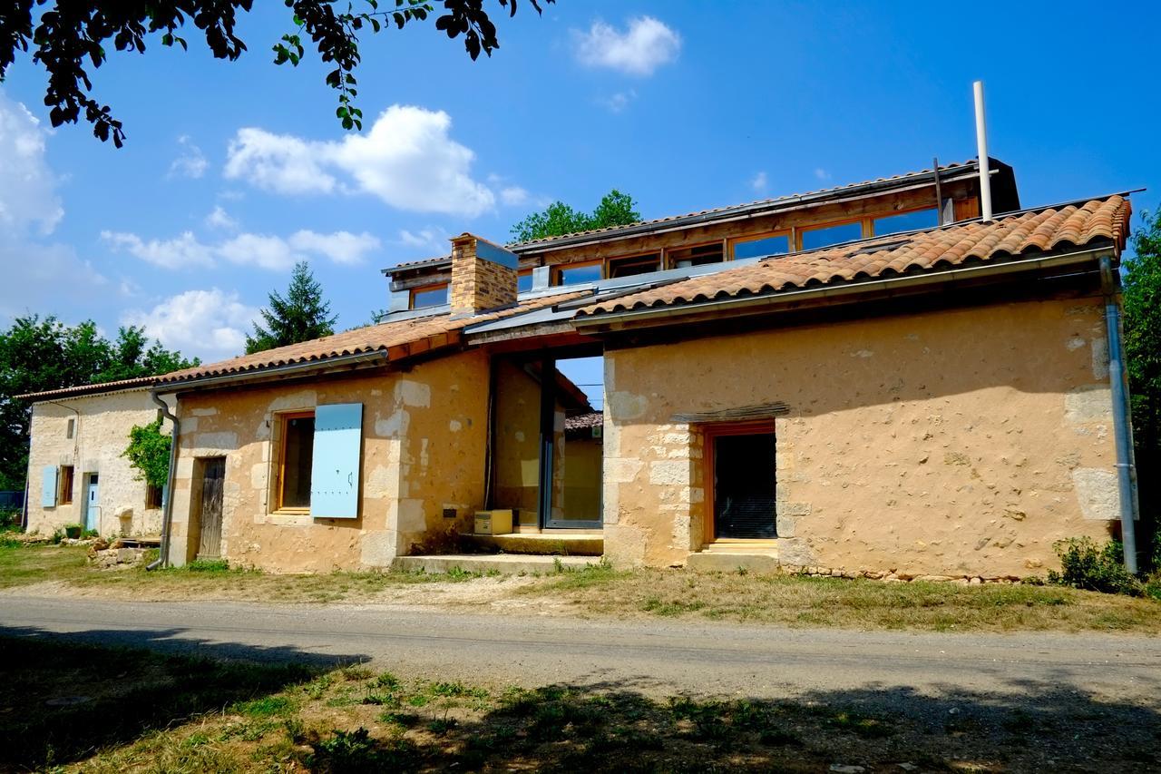 Chambres Des Forges Cellefrouin Bagian luar foto